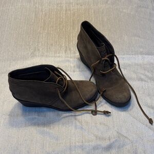 Sperry Brown Lace-Up Ankle Boots